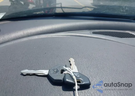 1999 Dodge Stratus z USA, uszkodzony, nr VIN 1B3EJ46X8XN513543